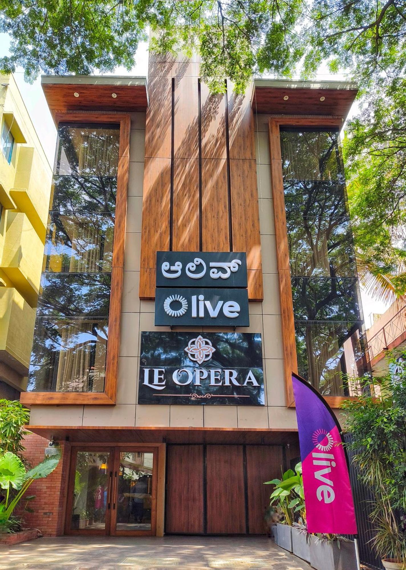 Olive Hotel Le Opera By Embassy Group Bangalore Exterior photo