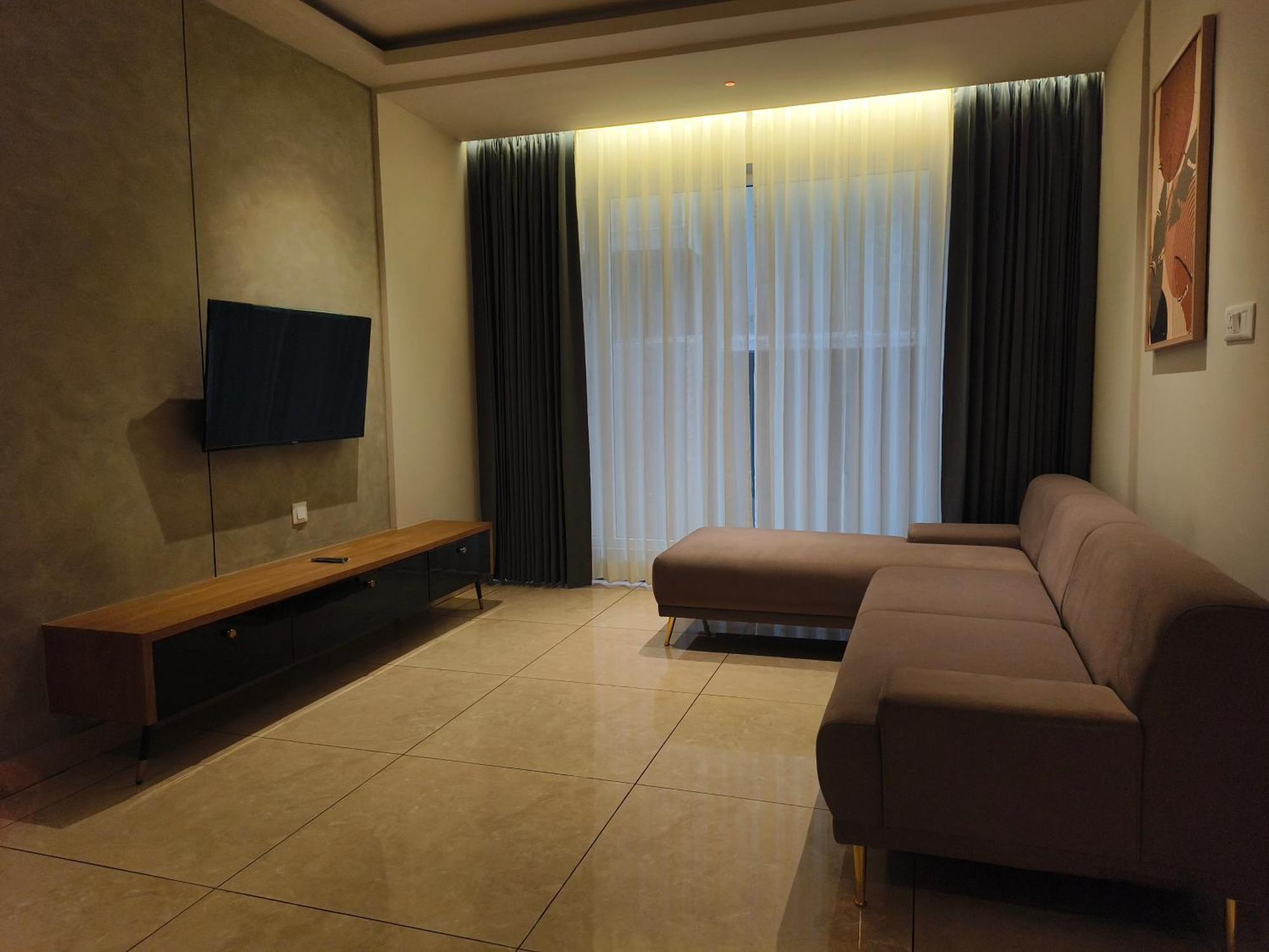 Olive Hotel Le Opera By Embassy Group Bangalore Exterior photo